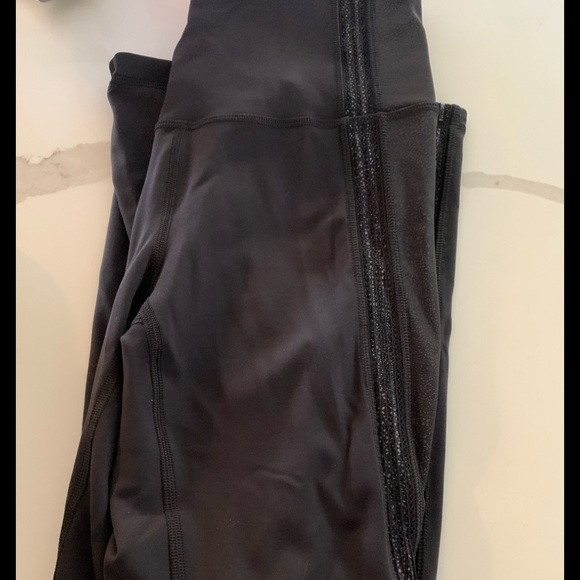 NWOT Lululemon Leggings - Picture 1 of 3